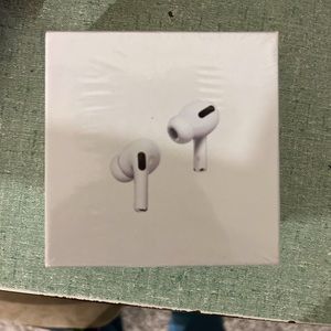 AirPods Pro 2nd Generation With MagSafe Charging Case